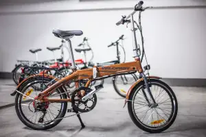 Rower elektryczny Velofast Fashion V2 drewniany
