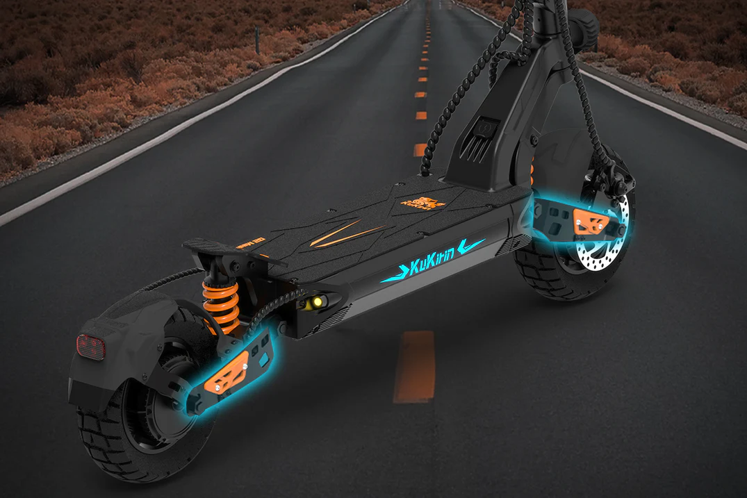 KuKirin G2 Master - amortyzacja i hamulce